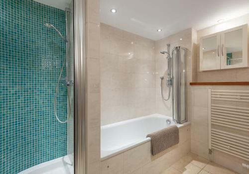 Apartamento The Holyrood Park Residence