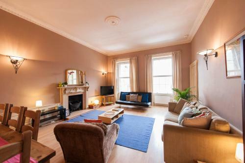 Elder Street Apartment