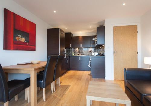 Apartamento The Lochend Park View Residence No 1