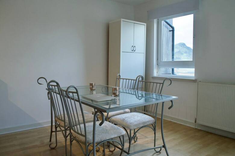 Apartamento 2 Bedroom Flat With Views Of Arthurs Seat