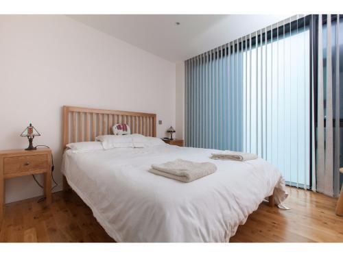 Elegant & Modern Apartment In Central Edinburgh