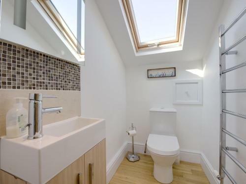 31 Salterton Road, Devon