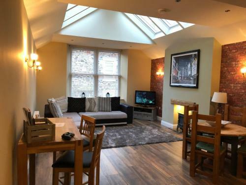 Homearms Cottage