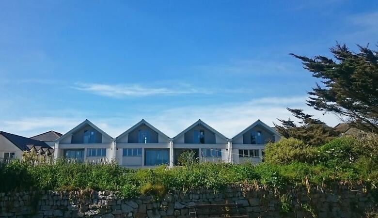 Villa Falmouth Self Catering Lodges