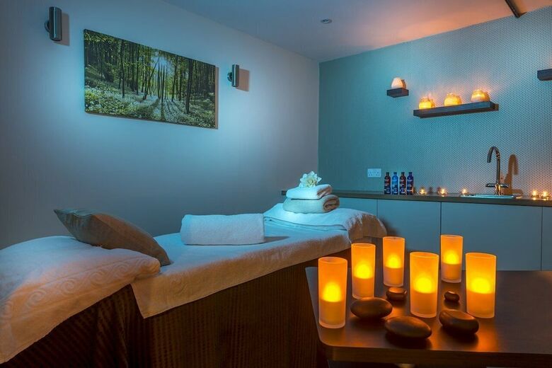 Villa Falmouth Self Catering Lodges