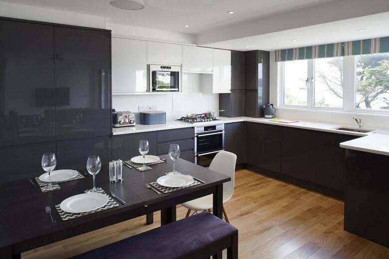 Villa Falmouth Self Catering Lodges