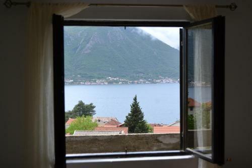 Apartments Dobri?a
