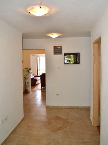Apartments Dobri?a