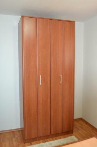 Apartments Dobri?a