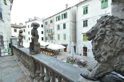 Hostal Guest House Forza Lux