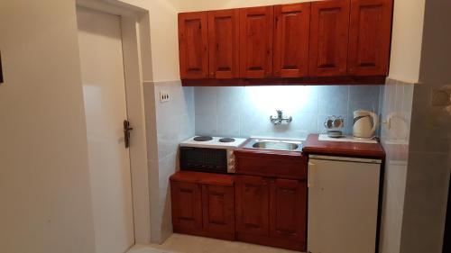 Apartmans Vjera