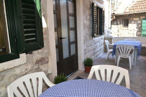 Lanterna Apartments