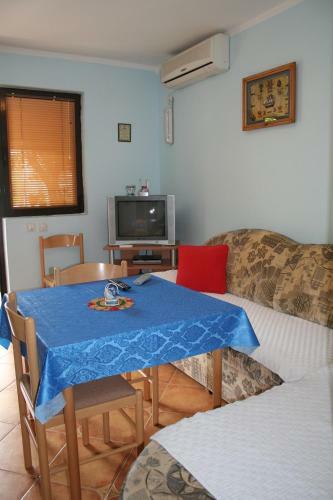 Apartments Penovic Stoliv Bay Kotor
