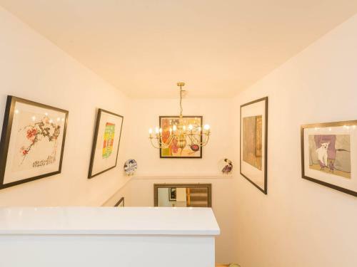 Hostal Charleston House