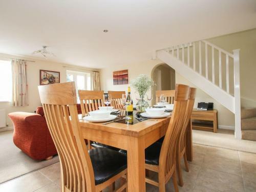 Halfpenny Cottage