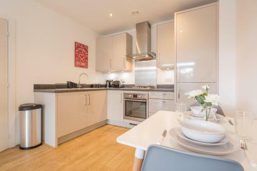 Skyline Serviced Apartments - Hertford