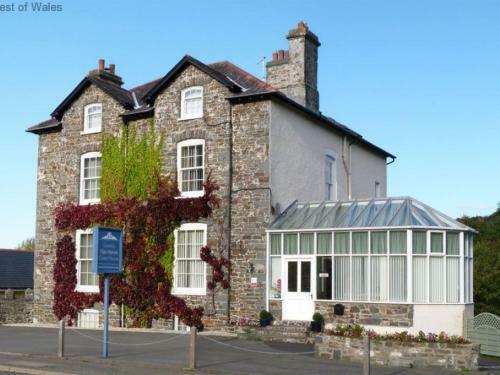 Holiday Home Llety Aeron