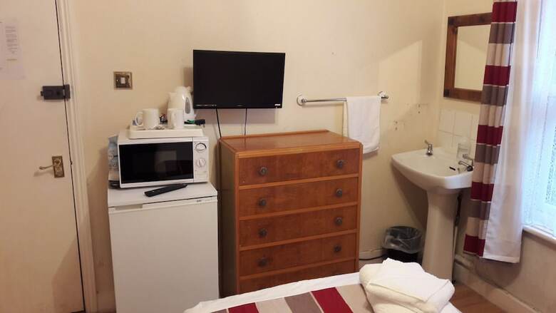 Bed & Breakfast Alexandra Guest House
