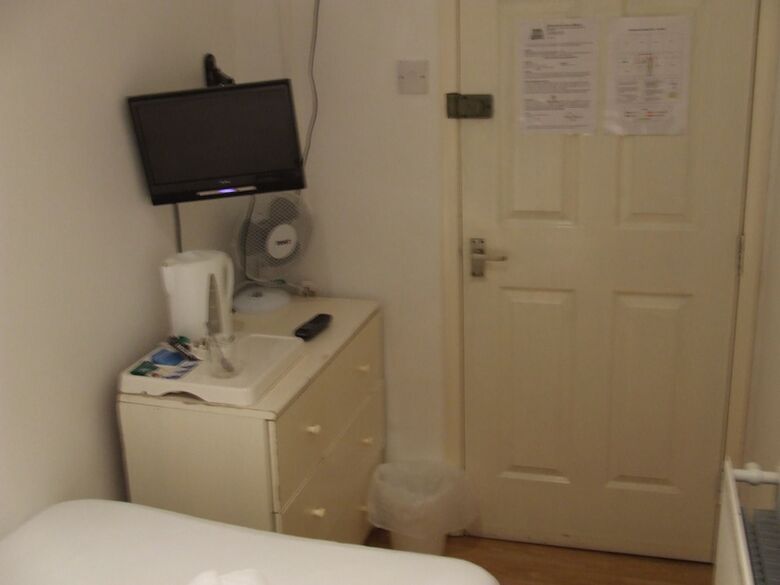 Bed & Breakfast Alexandra Guest House