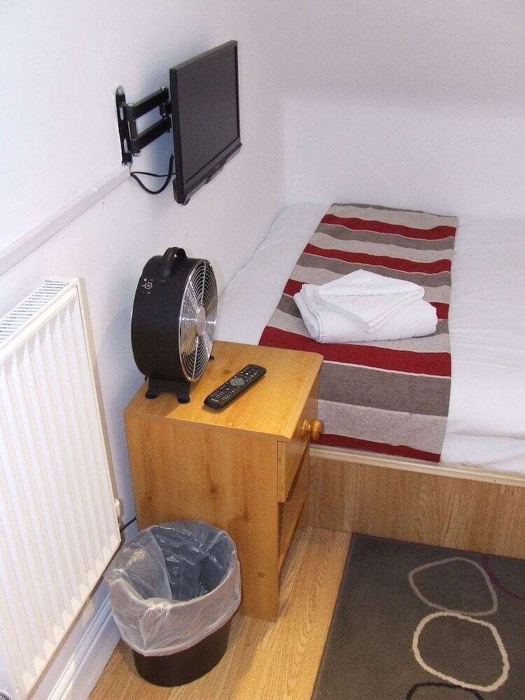 Bed & Breakfast Alexandra Guest House