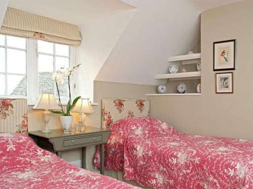 Wychwood Cottage