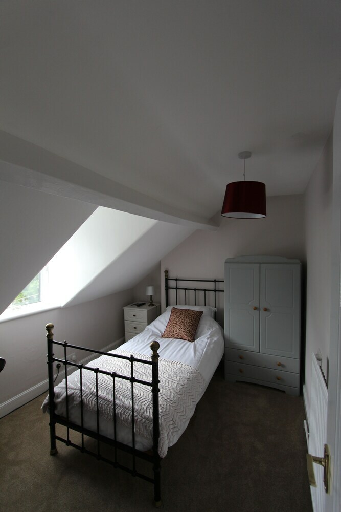 Hostal Fern Howe Guest House