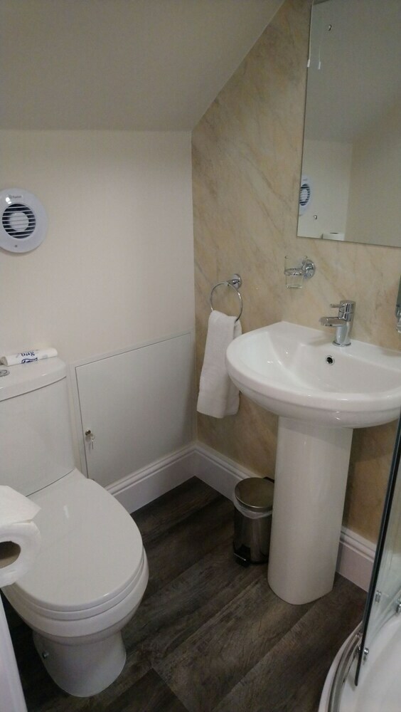 Hostal Fern Howe Guest House