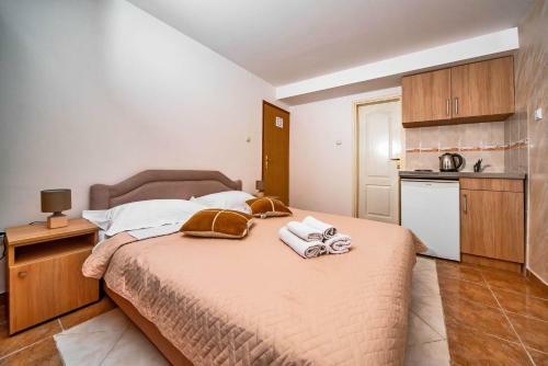 Apartments Markovi?