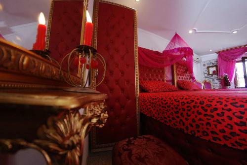 Hostal Vg Three Bedroom Castle