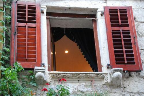 Hostal Vg Three Bedroom Castle