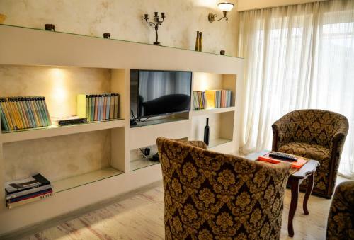 Kotor Tianis Apartments