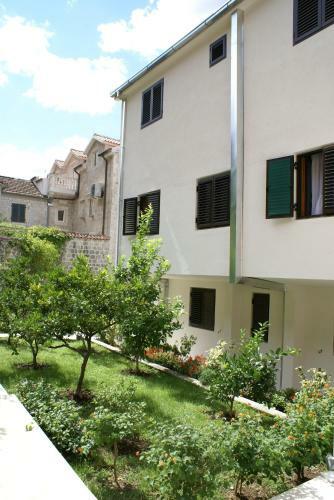 Apartments Radulovic