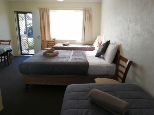 Wintersun Gardens Motel