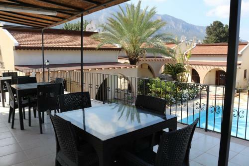 Five Fingers Holiday Bungalows