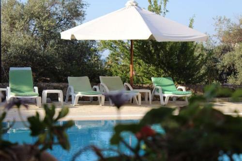Five Fingers Holiday Bungalows
