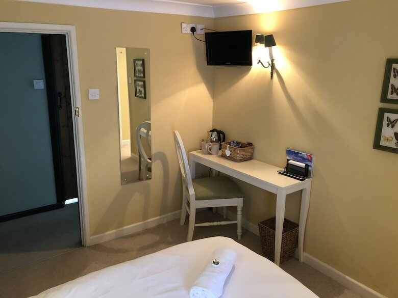 Hostal The Goose And Cuckoo