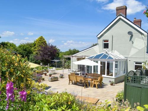 Longstone Manse