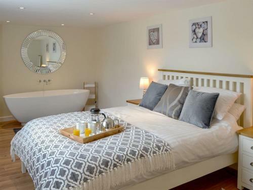 Broadland Hideaway