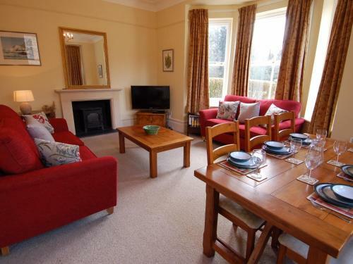 West Vane, Modbury