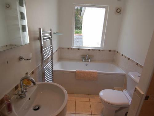 West Vane, Modbury