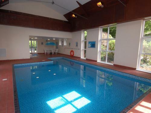 West Vane, Modbury