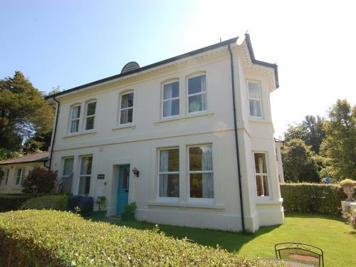 West Vane, Modbury