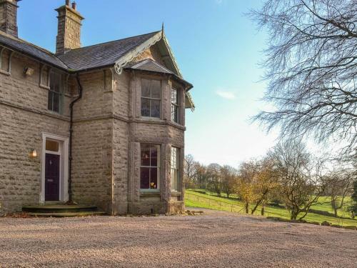 Ross Lodge