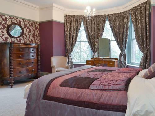 Ross Lodge