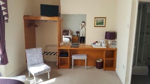 Hostal The Briars
