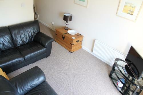 Number 6 Braeside Mews