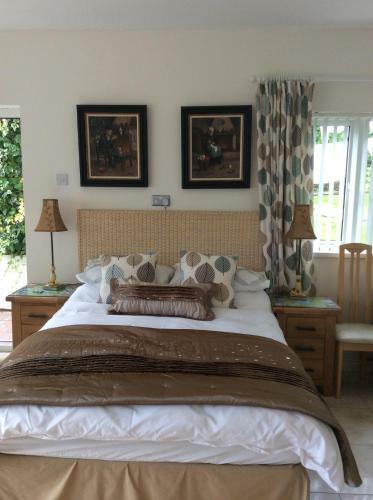 Bed & Breakfast Ballealy Cottage