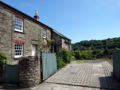Island House, Cornwall