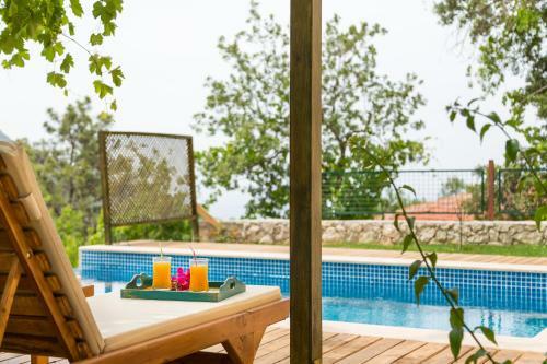Hotel Kleo Cottages