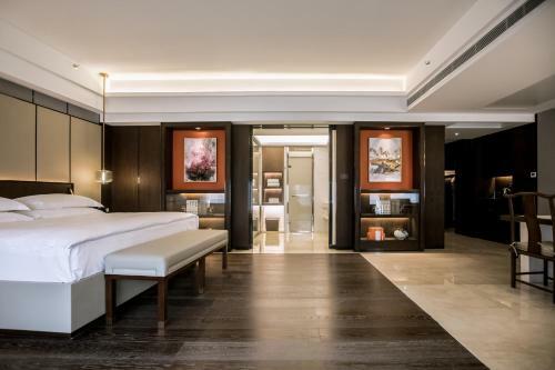 Hotel Crowne Plaza Zhanjiang Kang Yi